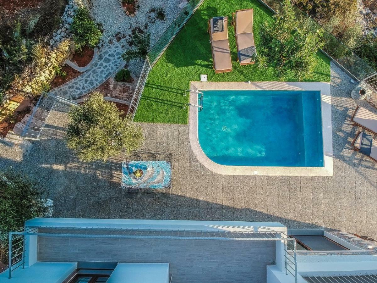 Istros Villas - With Pools, Bbq & Heated Spa Whirlpools, By Thinkvilla Korakiaí Exterior foto